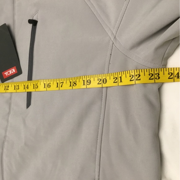 TUMI COAT - Picture 3 of 15